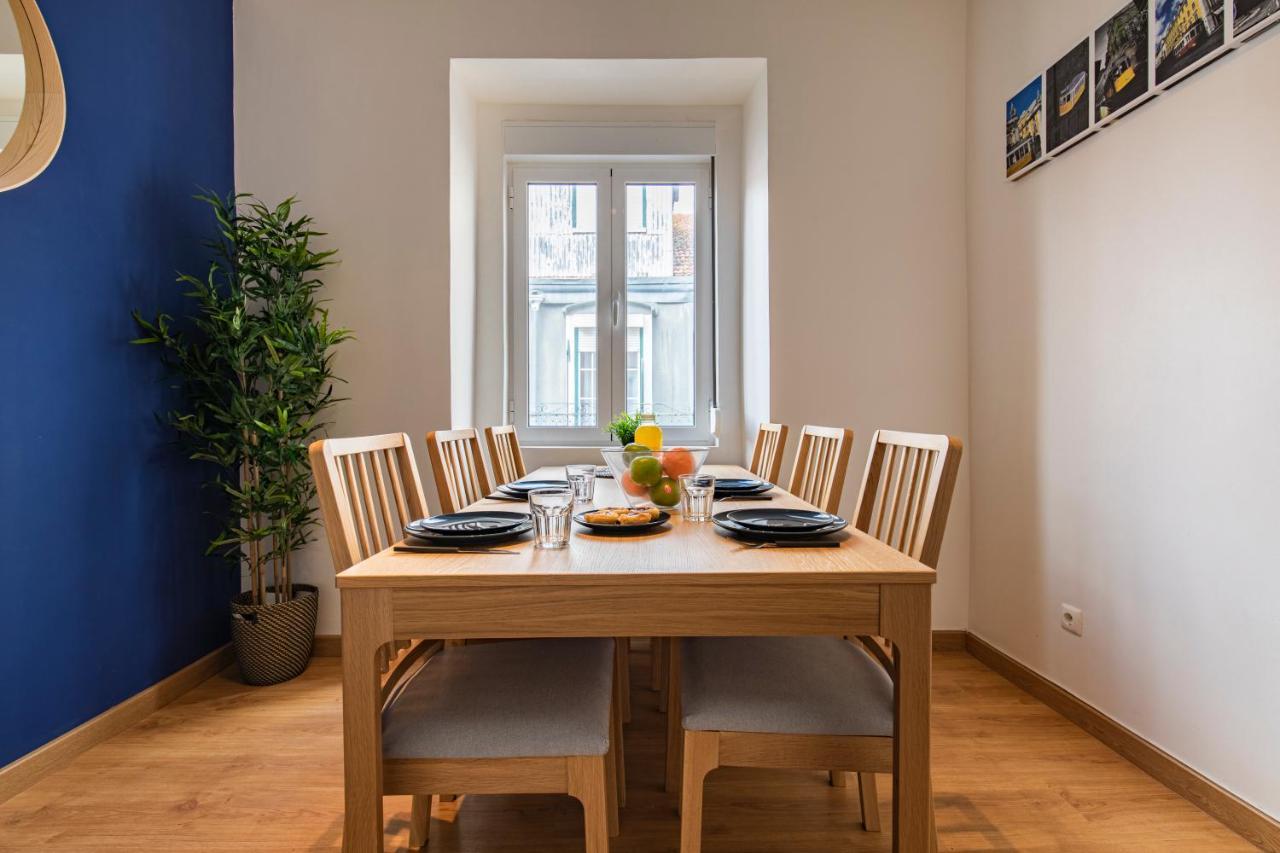 3 Bedroom Apt Near Av. Liberdade Lisbon Luaran gambar