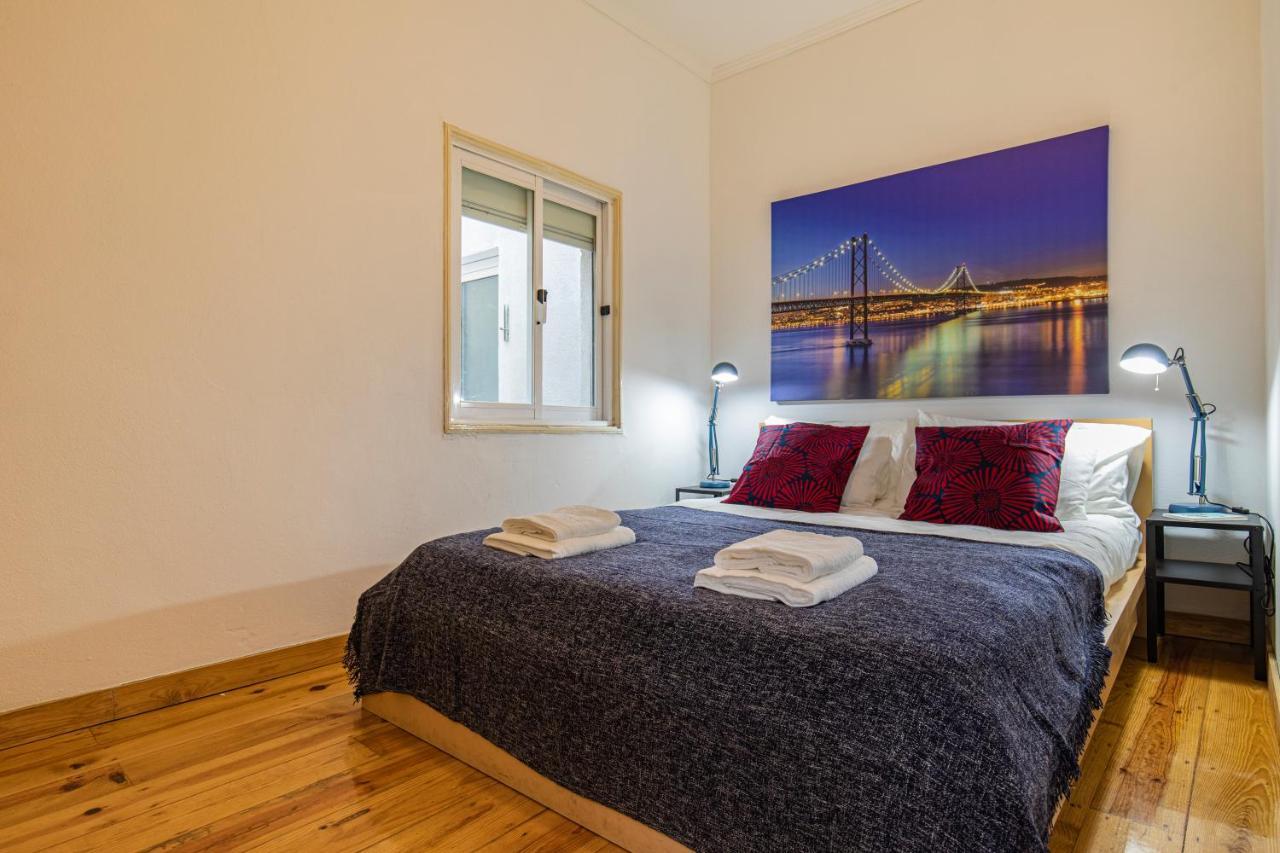 3 Bedroom Apt Near Av. Liberdade Lisbon Luaran gambar