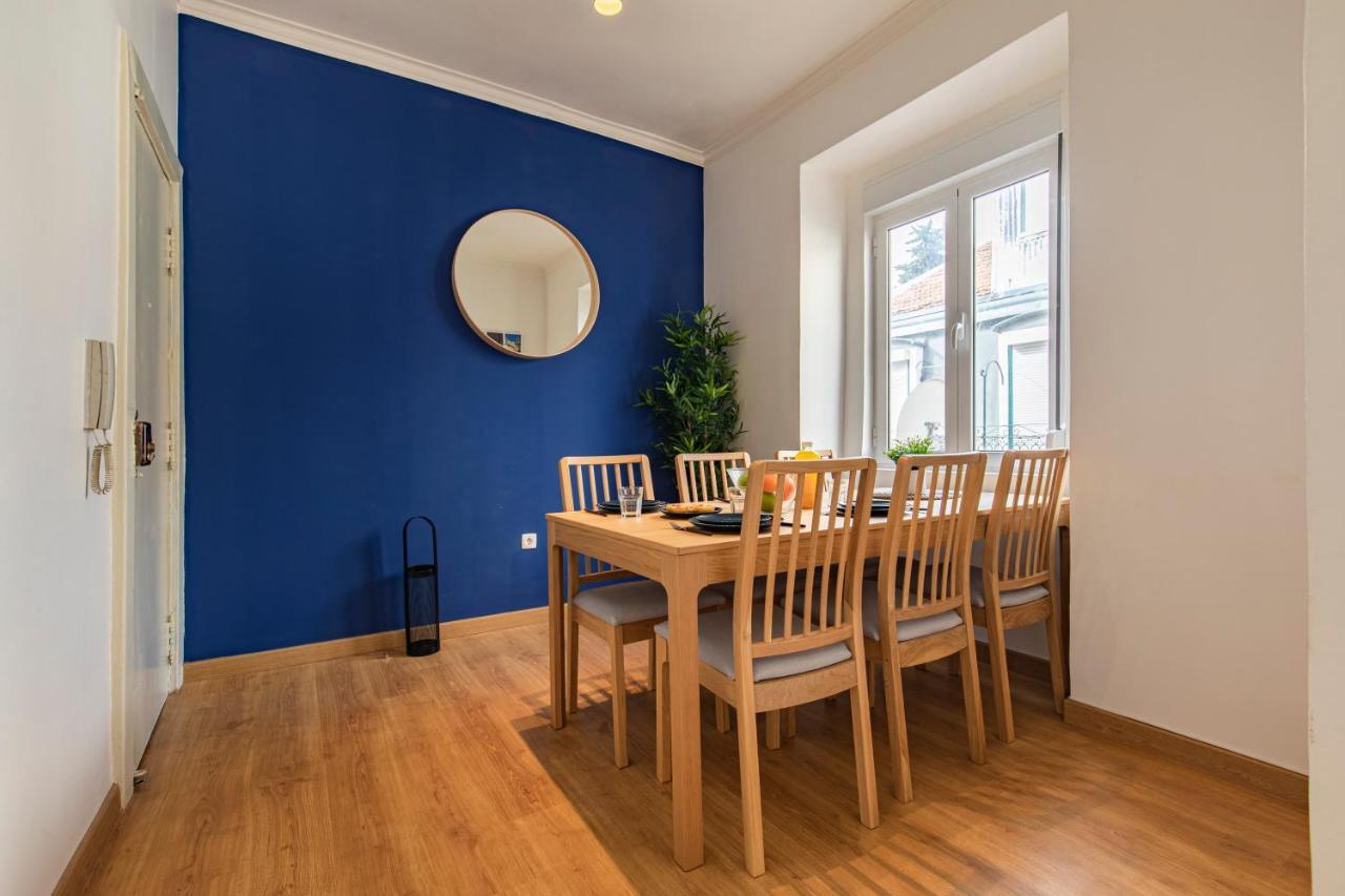 3 Bedroom Apt Near Av. Liberdade Lisbon Luaran gambar