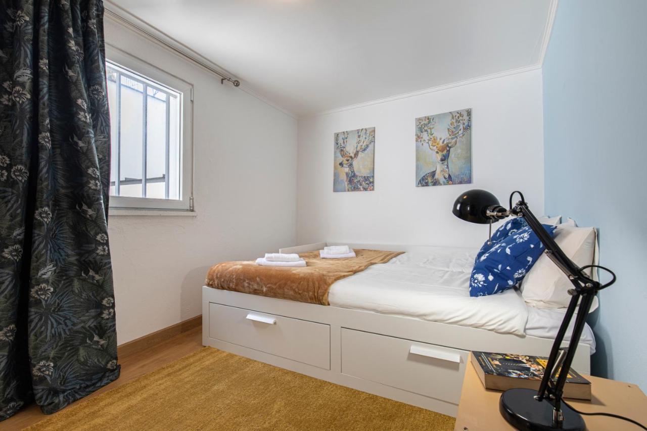 3 Bedroom Apt Near Av. Liberdade Lisbon Luaran gambar